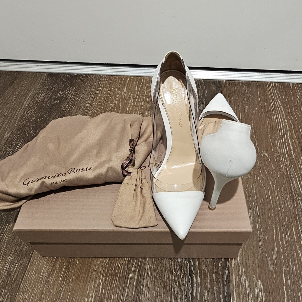 Gianvito Rossi White Pumps